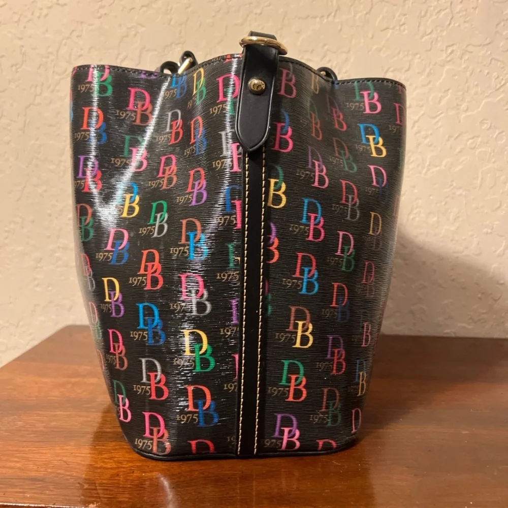 Dooney & Bourke Db75 Multi Brenna Satchel - Picture 4 of 12